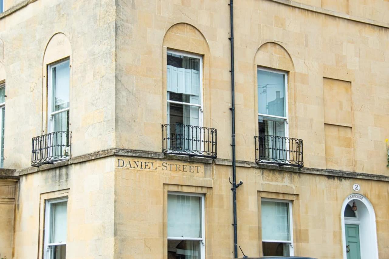 Unique 2 Bed In The Heart Of Bath With Parking Apartment ภายนอก รูปภาพ
