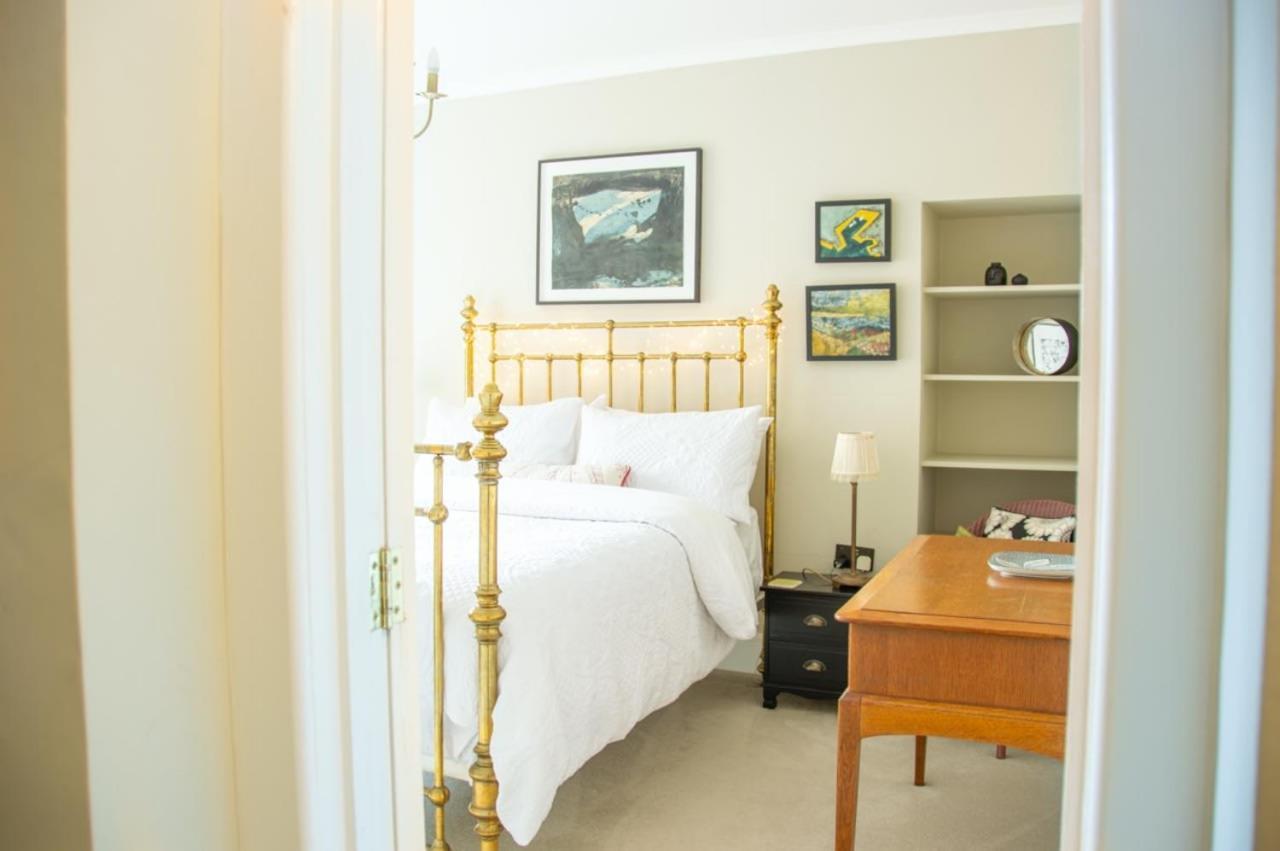Unique 2 Bed In The Heart Of Bath With Parking Apartment ภายนอก รูปภาพ